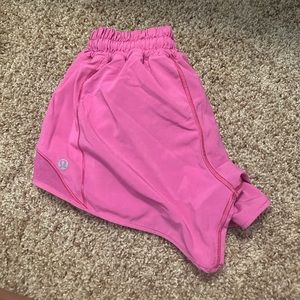 lulu lemon 2.5 hotty hots